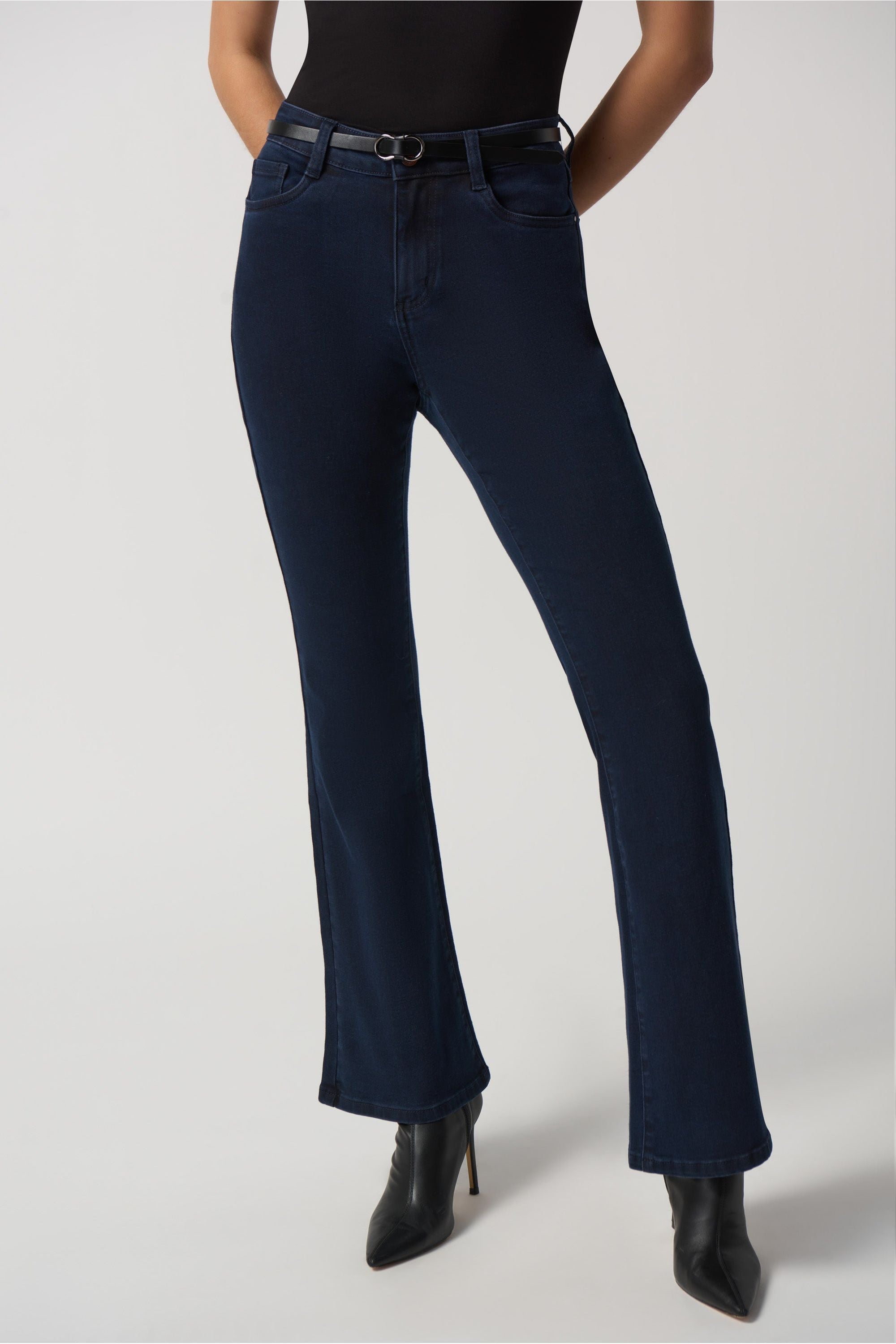 Carreli Jeans® | Angela Fit Capri In Bleach Wash
