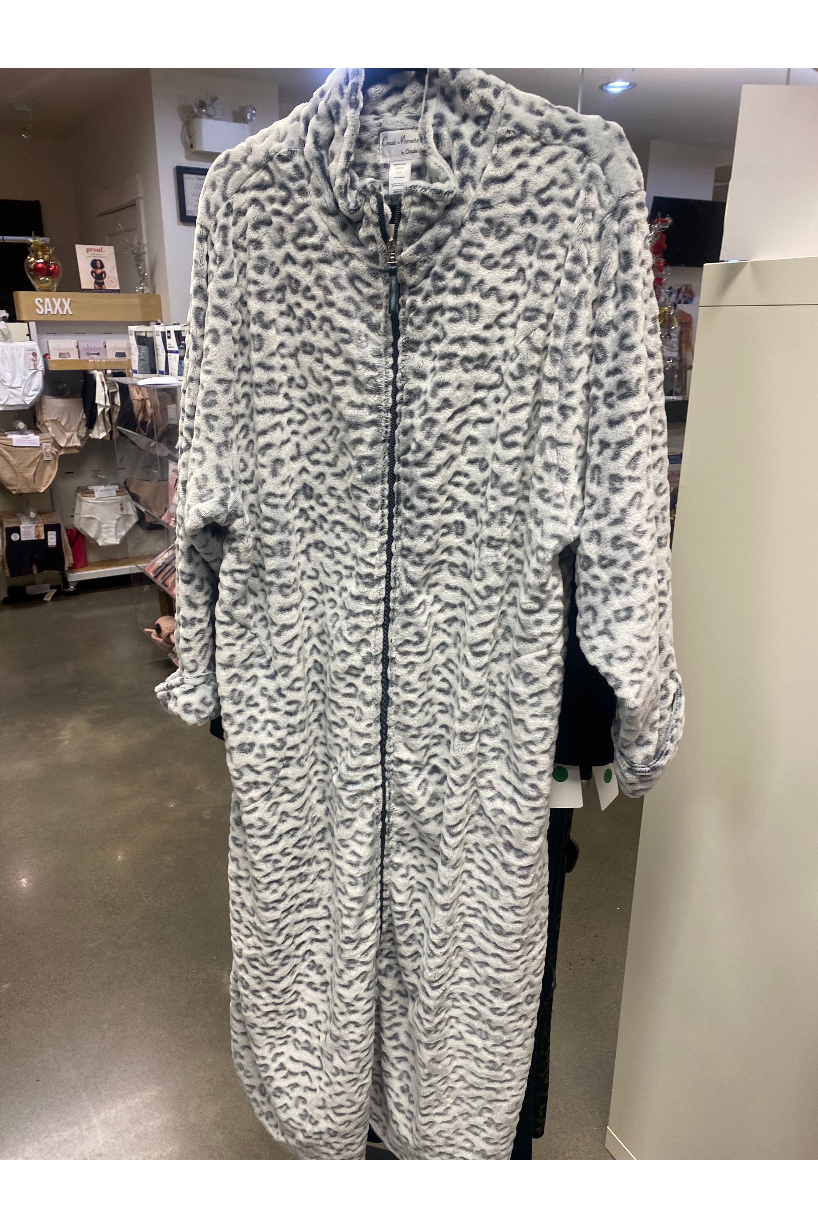 Casual store moments robes